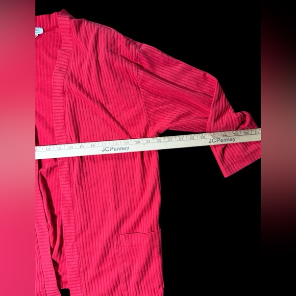 Red Ribbed Open Cardigan - Picture 5 of 10